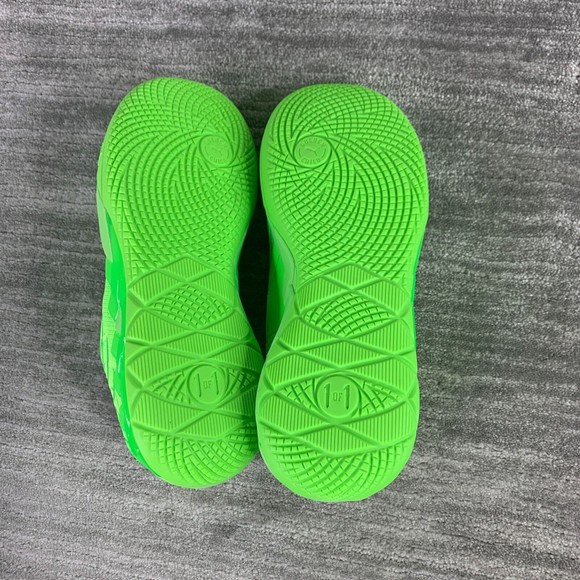 Puma LaMelo Ball MB.01 Lo "Green Gecko" Volt Grade School GS 377368-07 Brand New - Picture 7 of 11